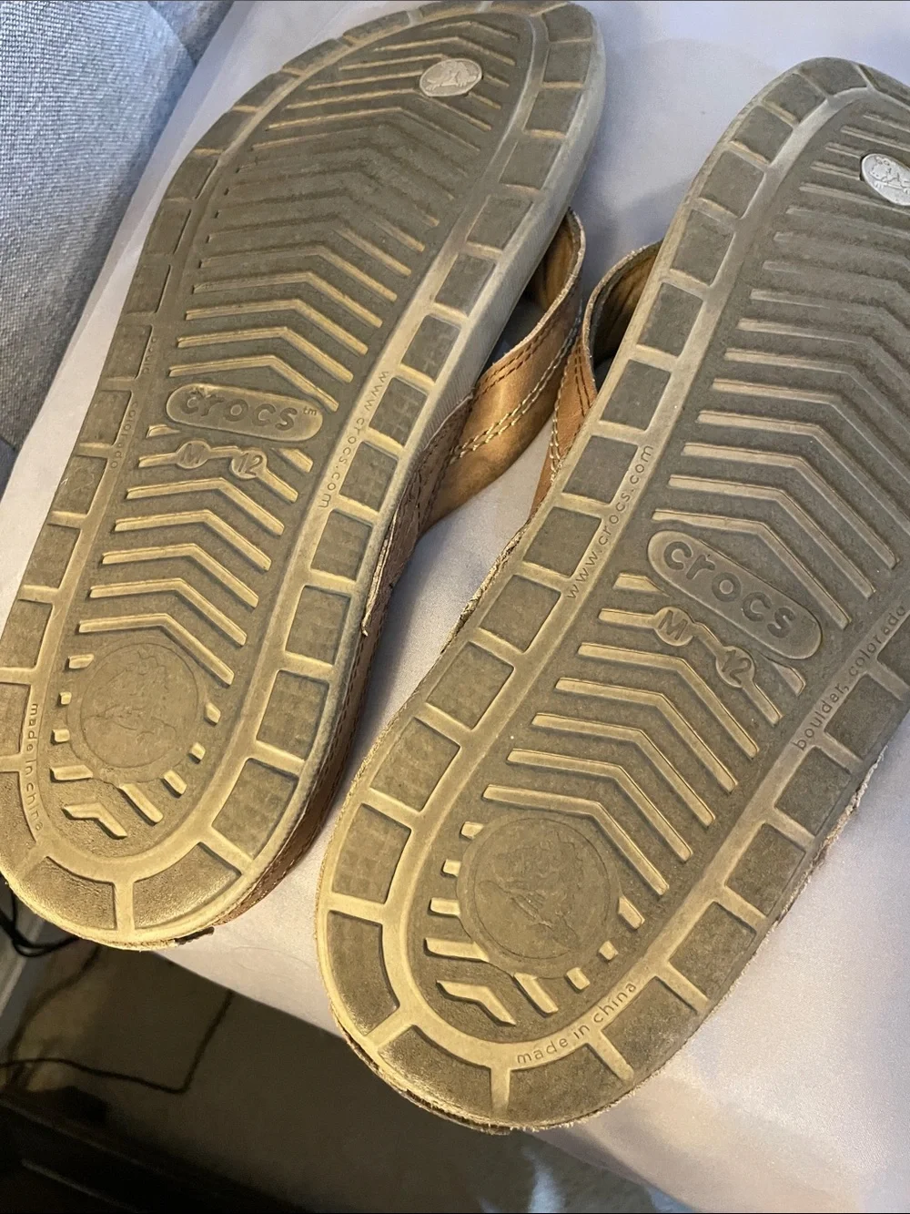 Croc flip flops Men’s size 12
